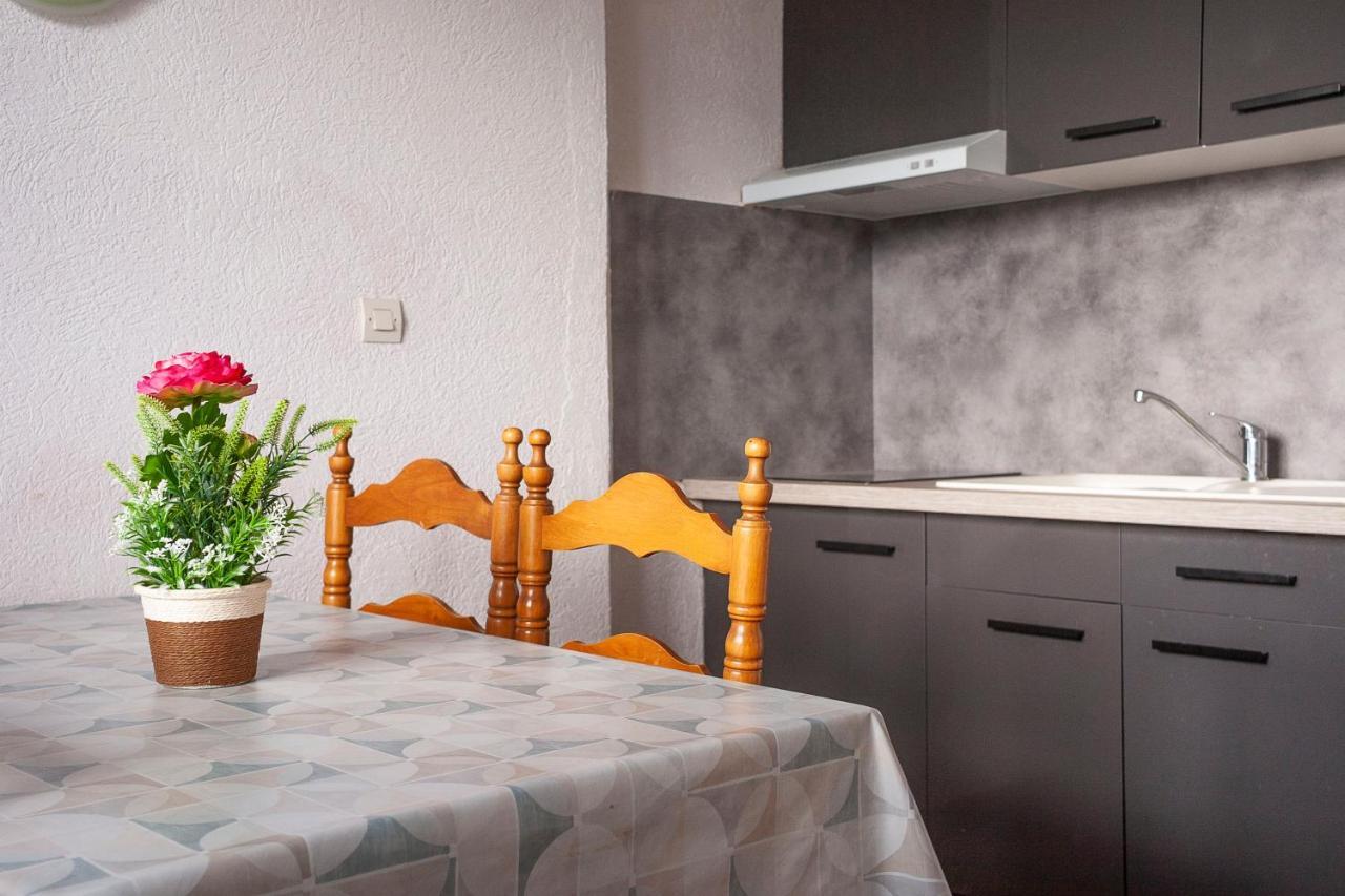 Le Catalan - Hotel Et Appartements Mont-Louis Εξωτερικό φωτογραφία