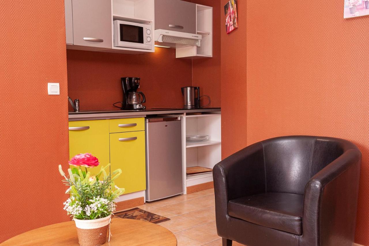 Le Catalan - Hotel Et Appartements Mont-Louis Εξωτερικό φωτογραφία