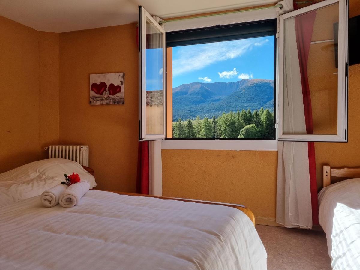 Le Catalan - Hotel Et Appartements Mont-Louis Εξωτερικό φωτογραφία