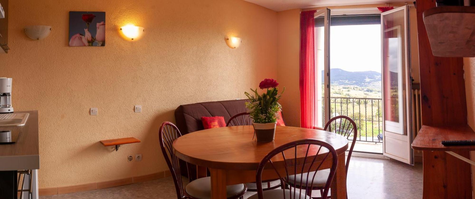Le Catalan - Hotel Et Appartements Mont-Louis Εξωτερικό φωτογραφία