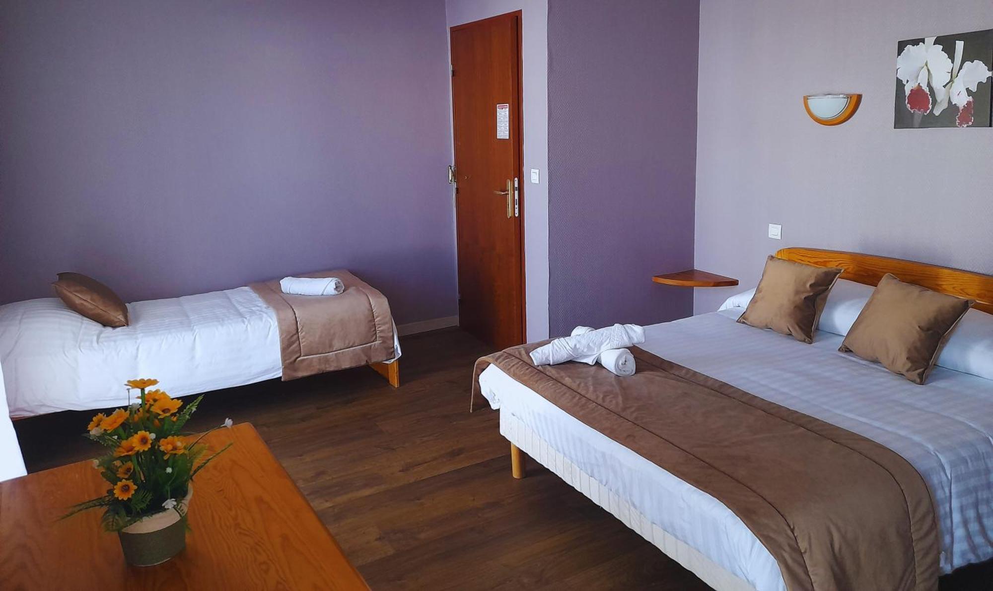 Le Catalan - Hotel Et Appartements Mont-Louis Εξωτερικό φωτογραφία